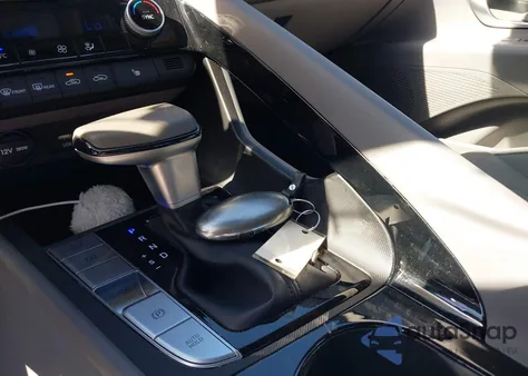 2024 Hyundai Elantra Sel из США, поврежденный, VIN KMHLS4DG9RU794181